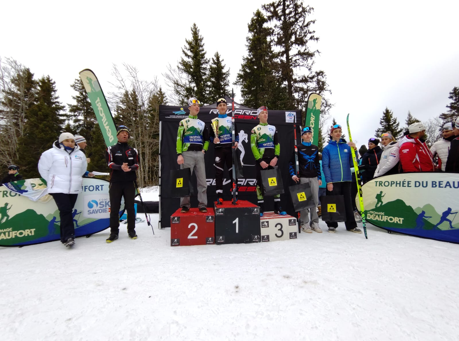 u15_h.jpeg